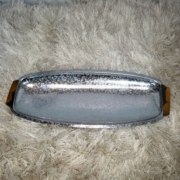 BAKELITE HANDELED SERVING DISH - Picture 1 of 7
